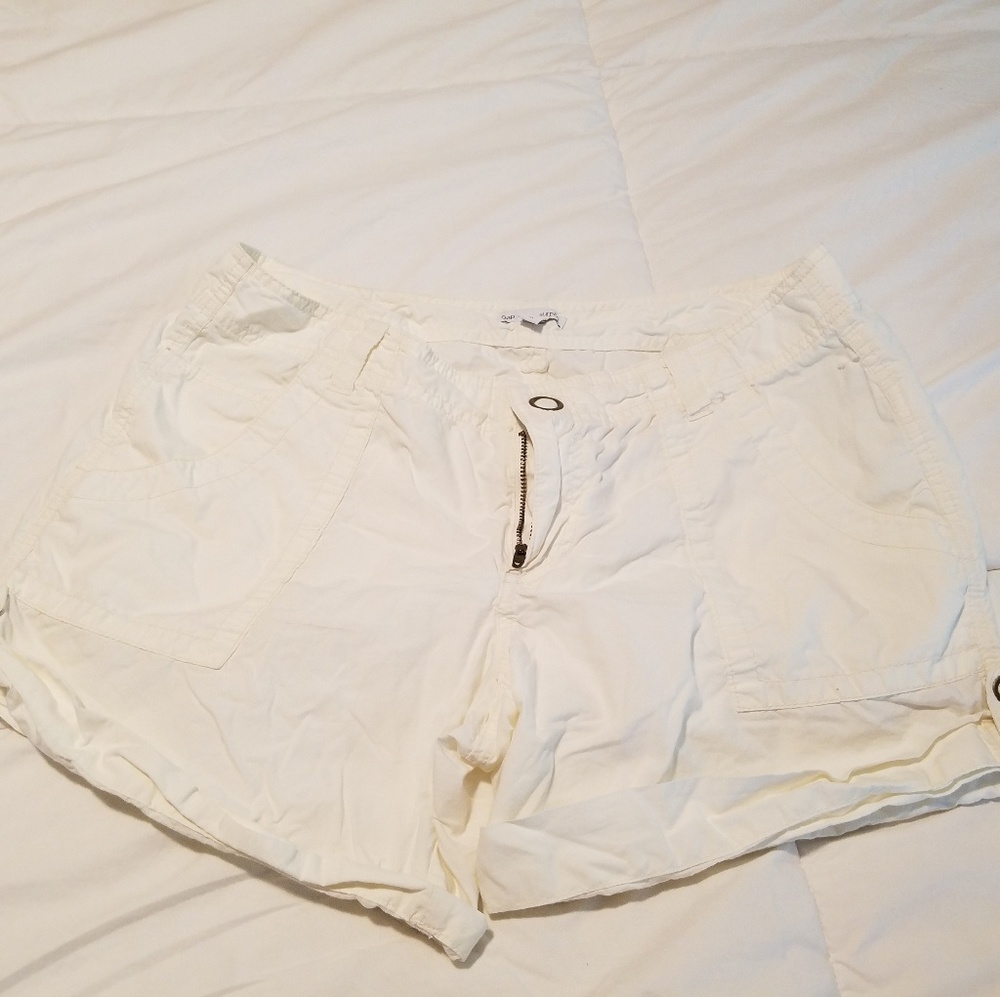 Gap Surplus white shorts Size10